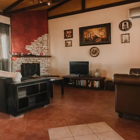 Beautiful And Spacious In *